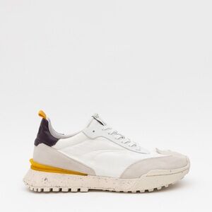 Oncept Brooklyn Sneaker in White Cloud.
